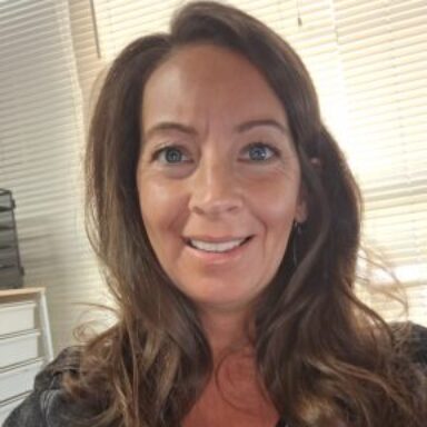 Profile photo of Elizabeth Dillon